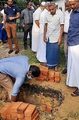 Laying foundation stone for Sewa Piyasa